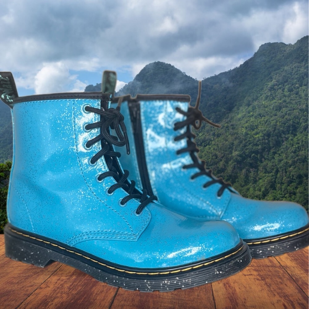 Doc  Martens Turquoise Glitter Combat Airwair w/Bouncing Sole Boots 5 NWOB
